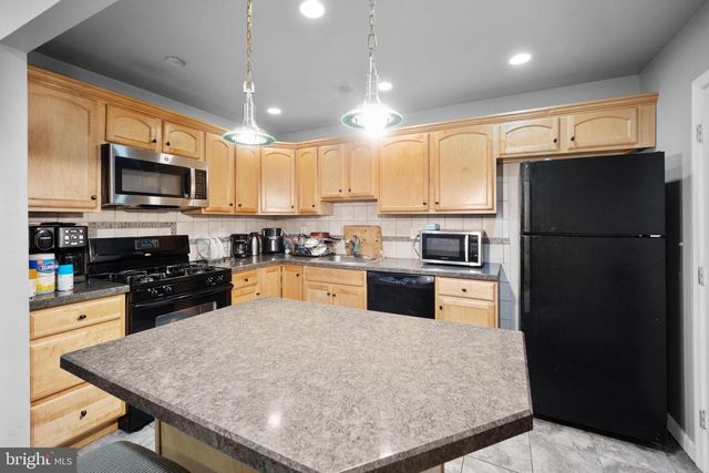 2537 SHELMIRE AVE, Philadelphia, PA 19152