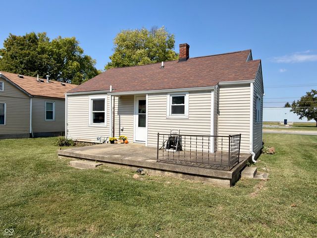 2921 10th Street, Columbus, IN 47201