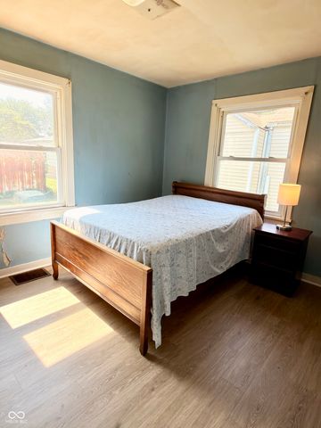 2921 10th Street, Columbus, IN 47201