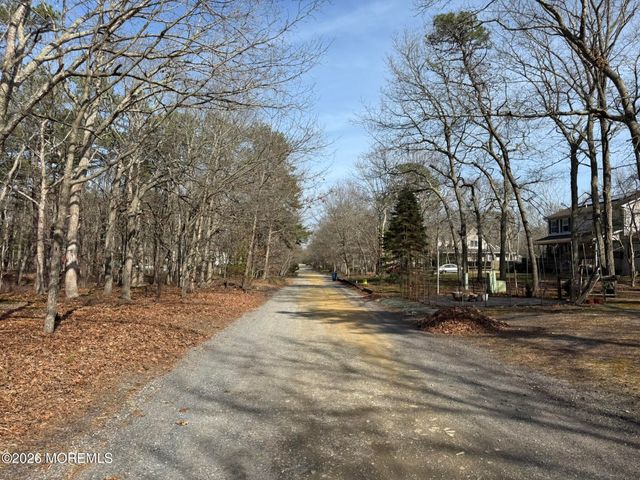 3 Pinewood Drive, Little Egg Harbor, NJ 08087