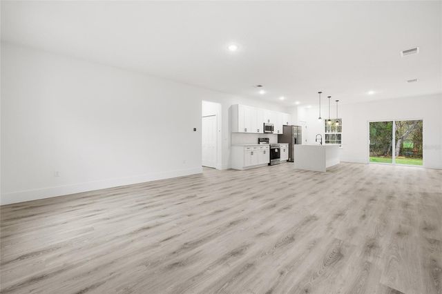 3741 W FOREST DRIVE W, Citrus Springs, FL 34433