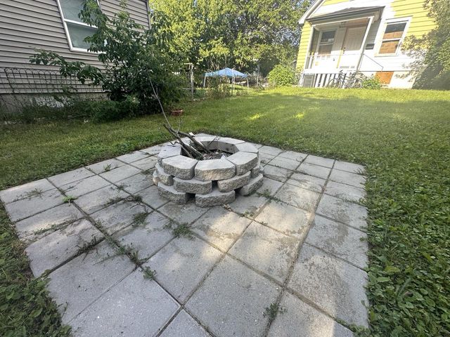 3240 N 40th STREET, Milwaukee, WI 53216