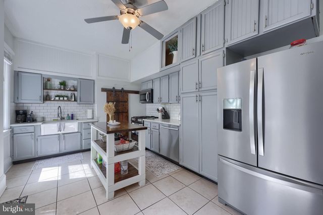 214 E NEW ST, Lancaster, PA 17602