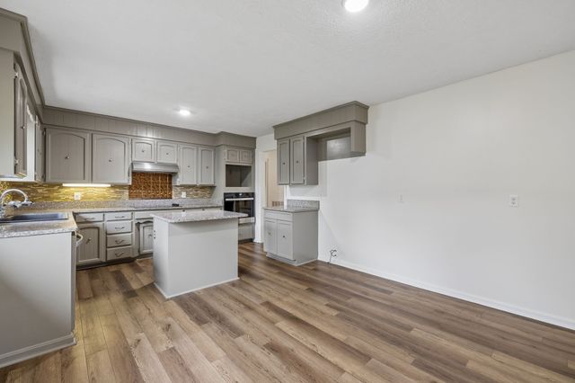 1397 Blue Creek Road, E, Waverly, TN 37185