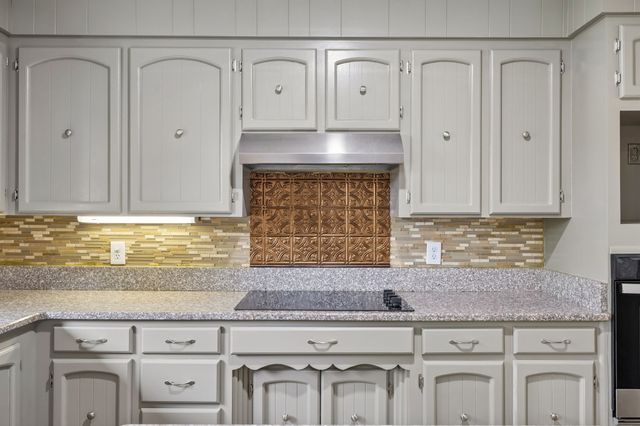 1397 Blue Creek Road, E, Waverly, TN 37185