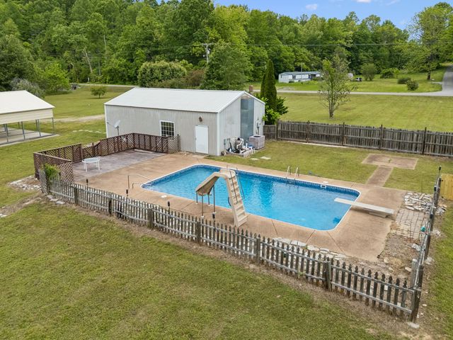 1397 Blue Creek Road, E, Waverly, TN 37185