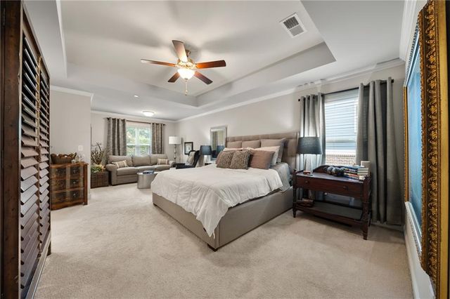 130 Maple Creek Way, Woodstock, GA 30188