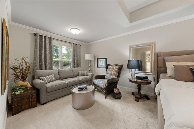 130 Maple Creek Way, Woodstock, GA 30188