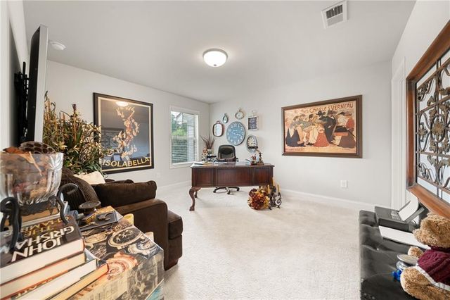 130 Maple Creek Way, Woodstock, GA 30188