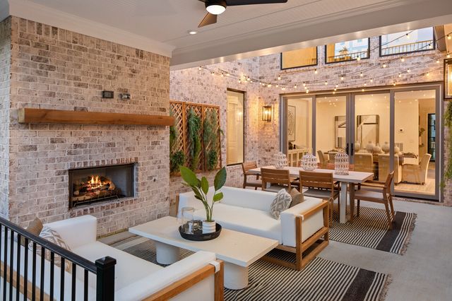 835 Brook Hollow Rd, Nashville, TN 37205