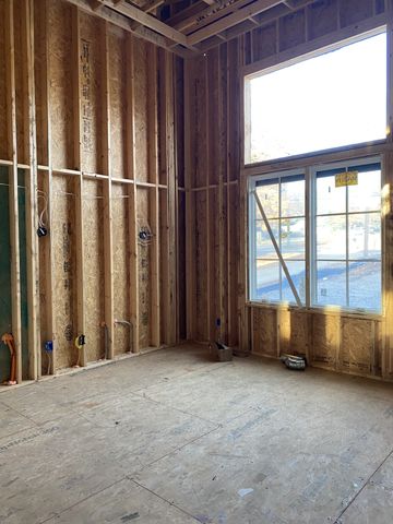 835 Brook Hollow Rd, Nashville, TN 37205