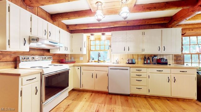 9471 Sherman Road, Chesterland, OH 44026