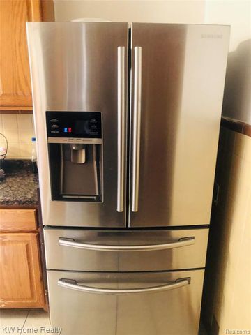 8118 Cheyenne Street, Detroit, MI 48228