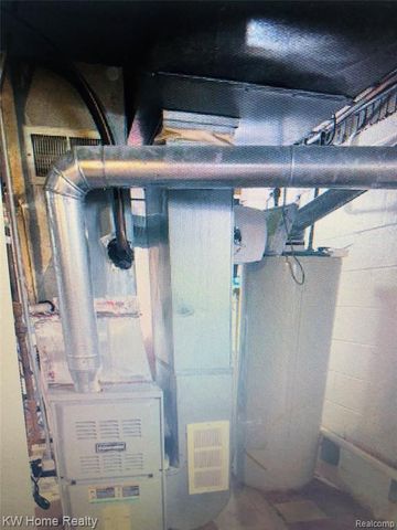 8118 Cheyenne Street, Detroit, MI 48228