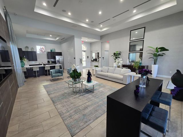 2705 SE 15th St, Homestead, FL 33035