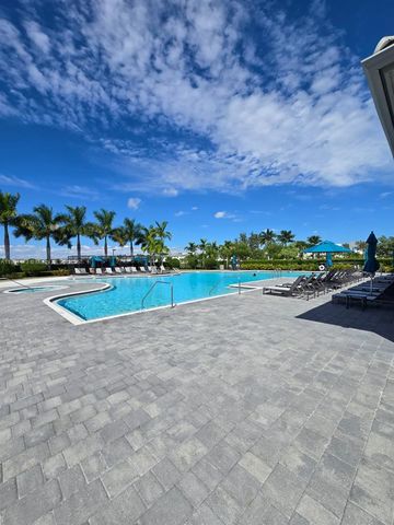 2705 SE 15th St, Homestead, FL 33035