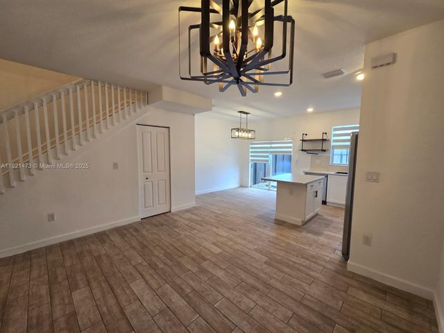 2705 SE 15th St, Homestead, FL 33035