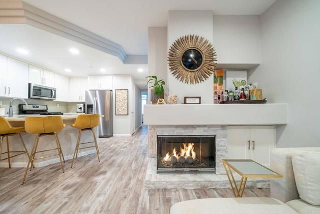 12604 Carmel Country Road 17, San Diego, CA 92130