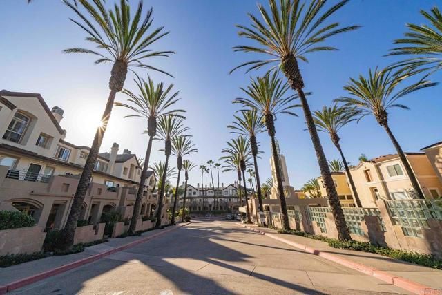 12604 Carmel Country Road 17, San Diego, CA 92130