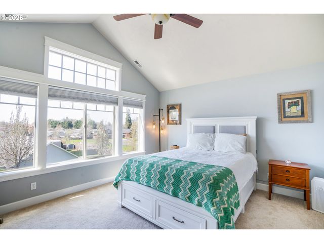 741 S 47TH St, Springfield, OR 97478