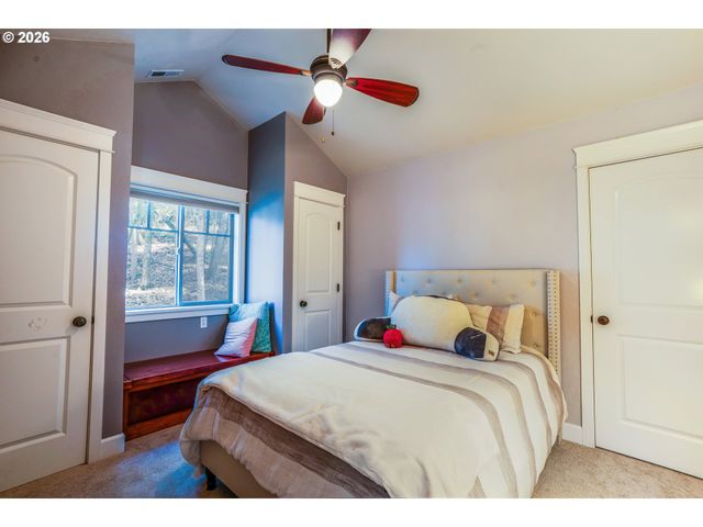 741 S 47TH St, Springfield, OR 97478