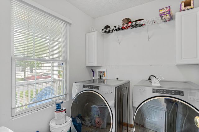 6296 Artesia Drive, Canal Winchester, OH 43110