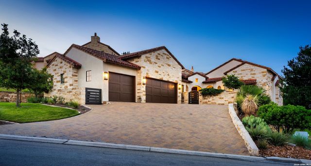 8 DI LUSSO, Boerne, TX 78006