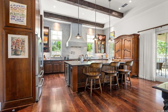 8 DI LUSSO, Boerne, TX 78006