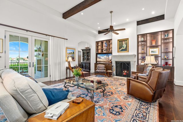8 DI LUSSO, Boerne, TX 78006