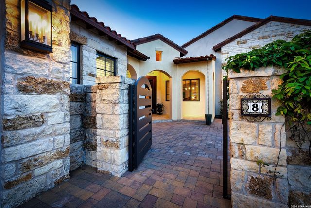 8 DI LUSSO, Boerne, TX 78006