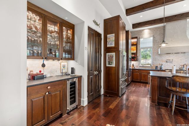 8 DI LUSSO, Boerne, TX 78006