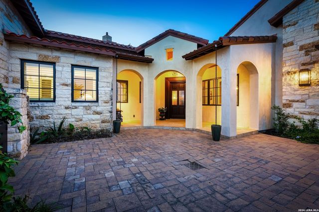 8 DI LUSSO, Boerne, TX 78006