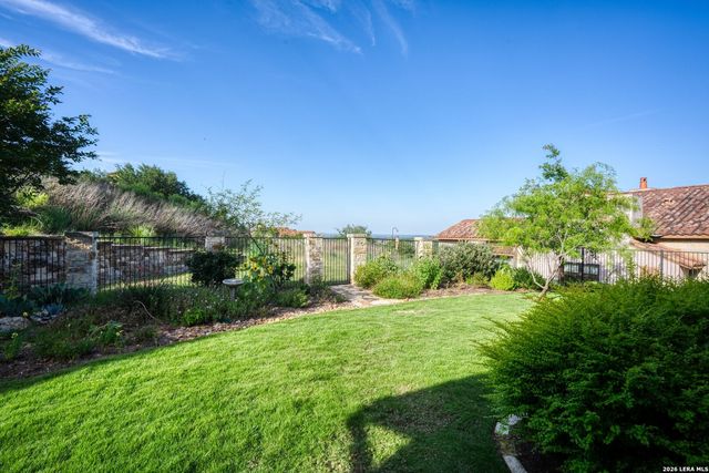8 DI LUSSO, Boerne, TX 78006