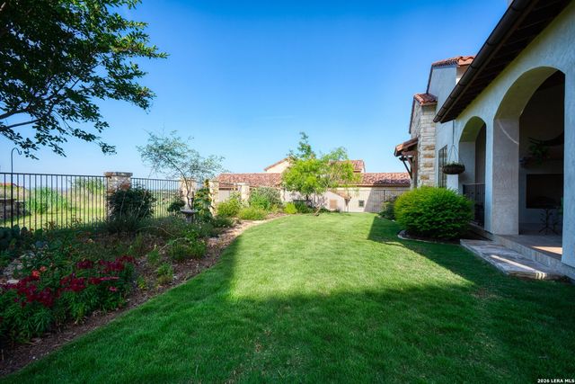 8 DI LUSSO, Boerne, TX 78006