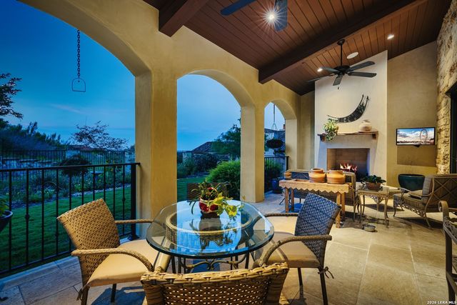 8 DI LUSSO, Boerne, TX 78006