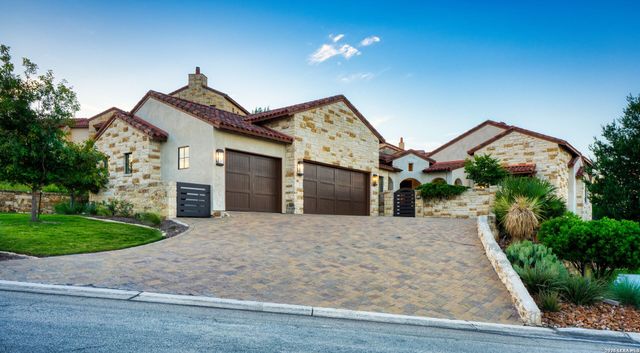 8 DI LUSSO, Boerne, TX 78006