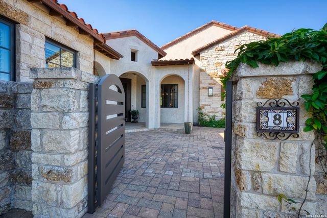 8 DI LUSSO, Boerne, TX 78006