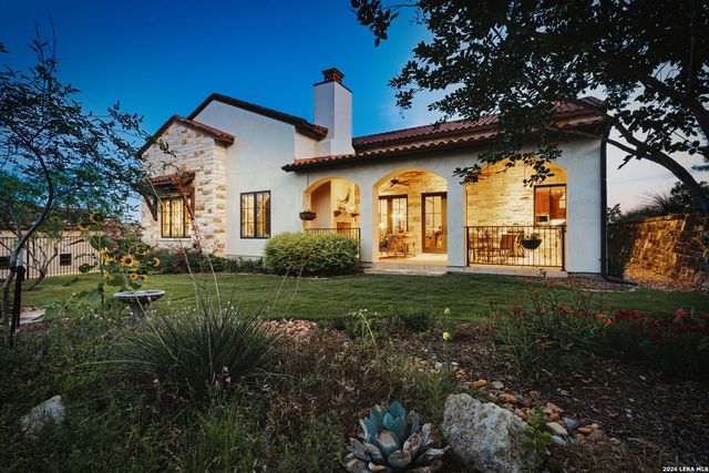8 DI LUSSO, Boerne, TX 78006