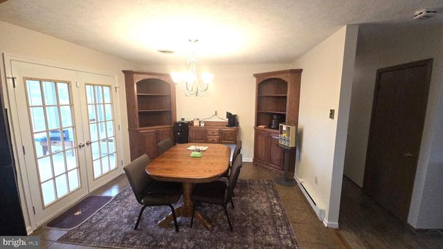 60 CASSIE DR, Falling Waters, WV 25419