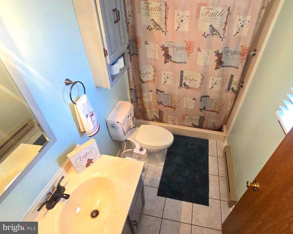 60 CASSIE DR, Falling Waters, WV 25419