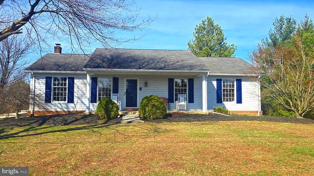 60 CASSIE DR, Falling Waters, WV 25419