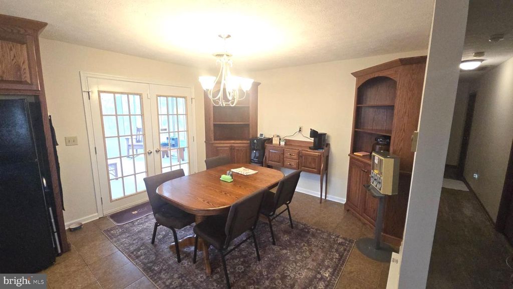 Image 18 of property listing at 60 CASSIE DR, Falling Waters, WV 25419