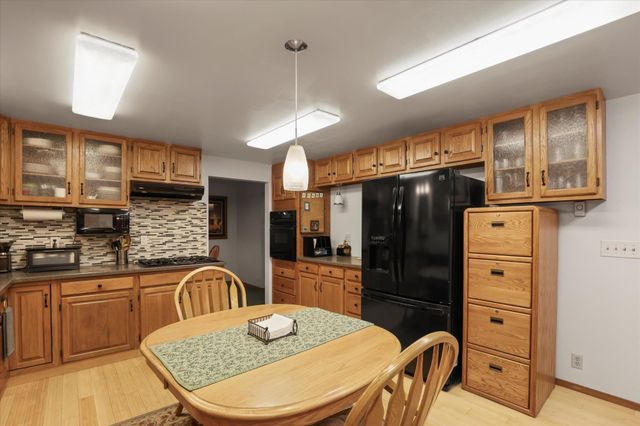 4262 Aspen Hill Way, Clayton, WA 99110