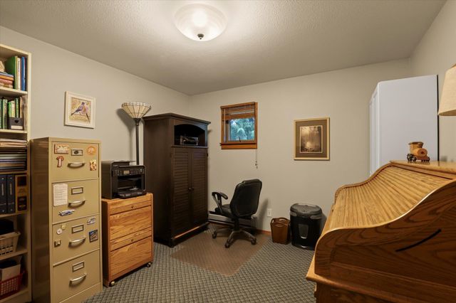 4262 Aspen Hill Way, Clayton, WA 99110