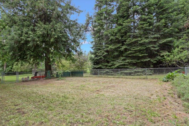 4262 Aspen Hill Way, Clayton, WA 99110