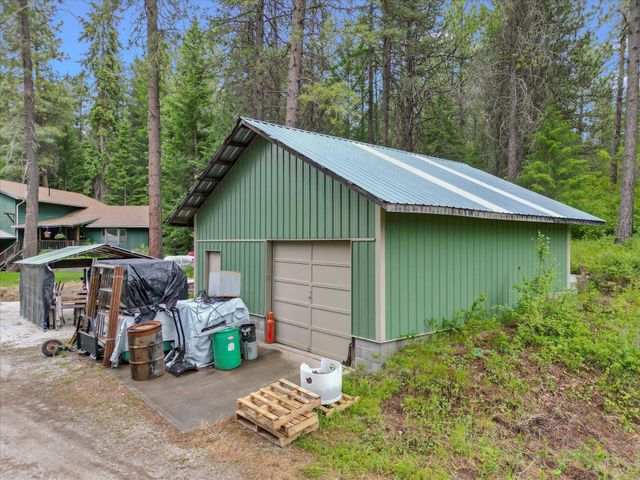 4262 Aspen Hill Way, Clayton, WA 99110