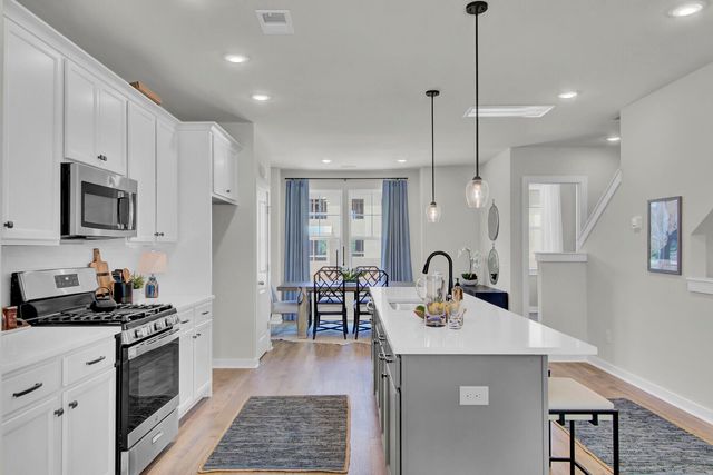 469 Caledon Court, Johns Island, SC 29455