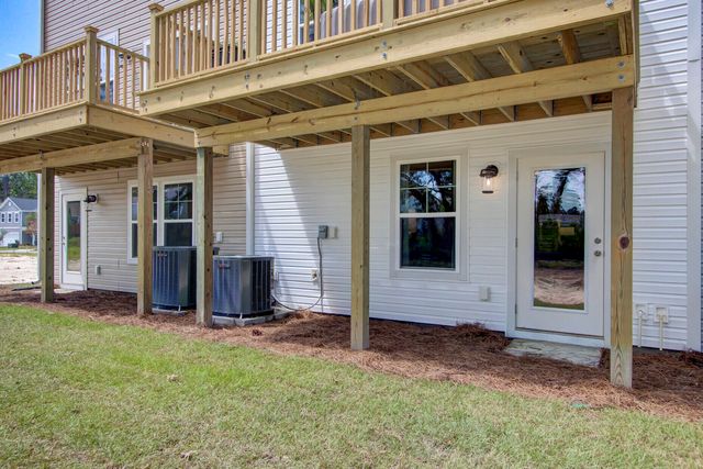469 Caledon Court, Johns Island, SC 29455