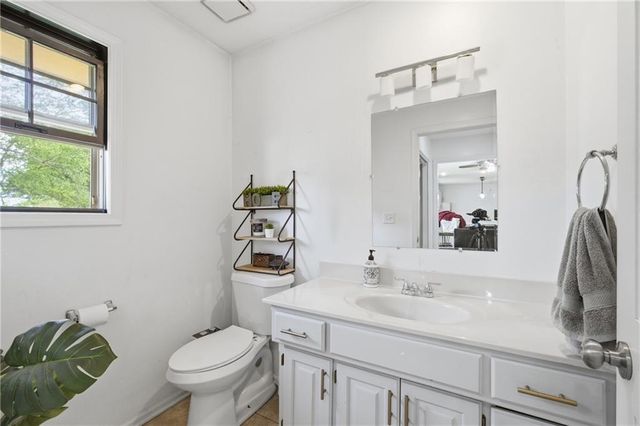 509 NE Olympic Court, Lee's Summit, MO 64064