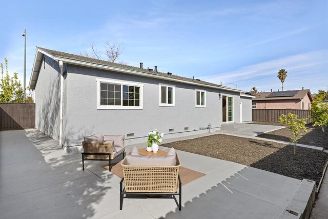 1748 Cooley, San Jose, CA 95116